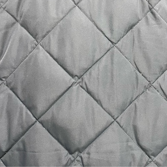 J. Crew Factory Women’s Quilted Navy Blue Down Puffer Vest, Size Small - Picture 7 of 10